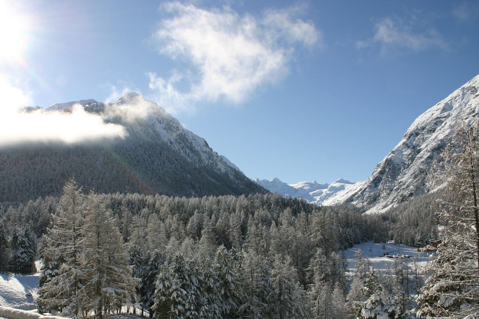 Hotel Saratz Pontresina Exterior foto